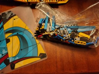 Lego Technic 42074 Racing Yacht