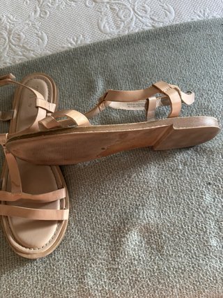 Sandalias Zara Beige/Oro Talla 38