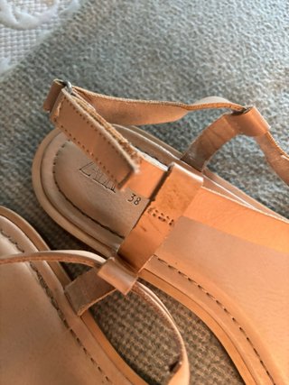 Sandalias Zara Beige/Oro Talla 38