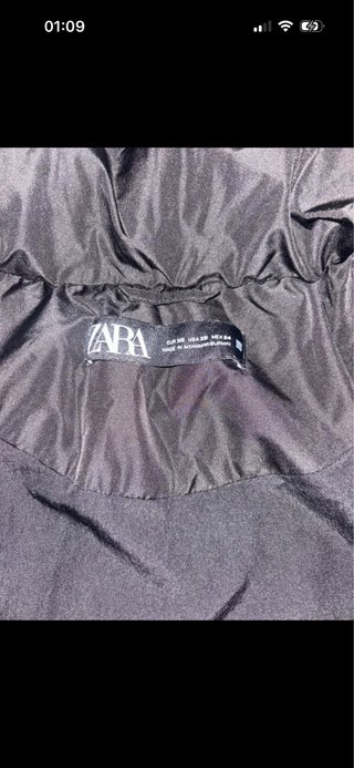 Abrigo de invierno Zara negro