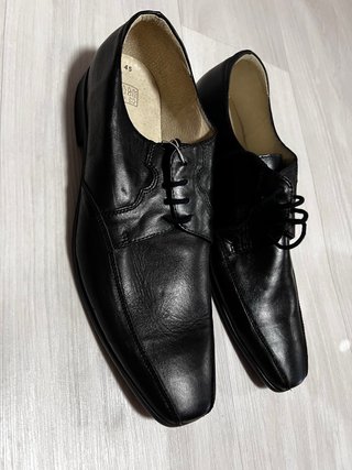 Zapatos de vestir número 45