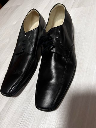 Zapatos de vestir número 45