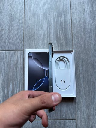 iPhone 16 PRO MAX 256 GB NUEVO