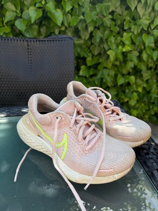 Zapatillas Nike Zoom invincible run rosas