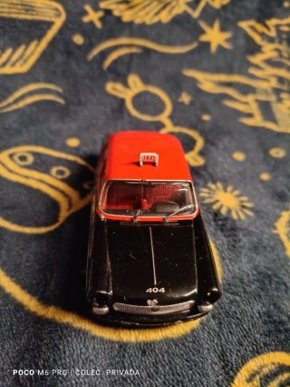 Coche Ataya escala 1/43 Peugeot 404 taxi