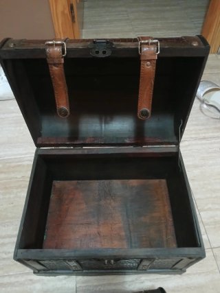 Cassettoni in legno e pelle