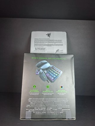 Razer Tartarus V2 Mecha-Membrane Gaming Keypad