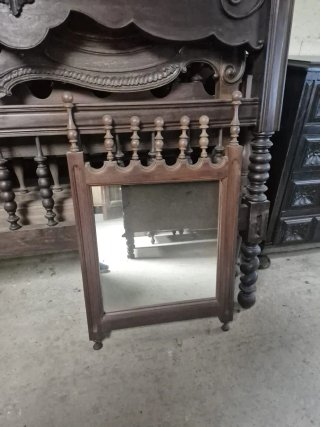 Espejo de madera tallada