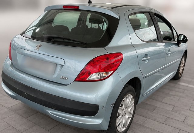 PEUGEOT 207 1.4 CONFORT — 5.490 €