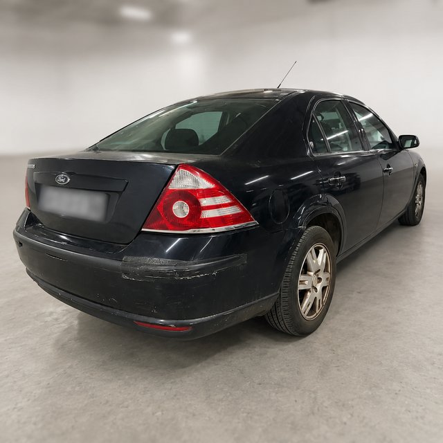 FORD MONDEO 2.0 GHIA 4490 €