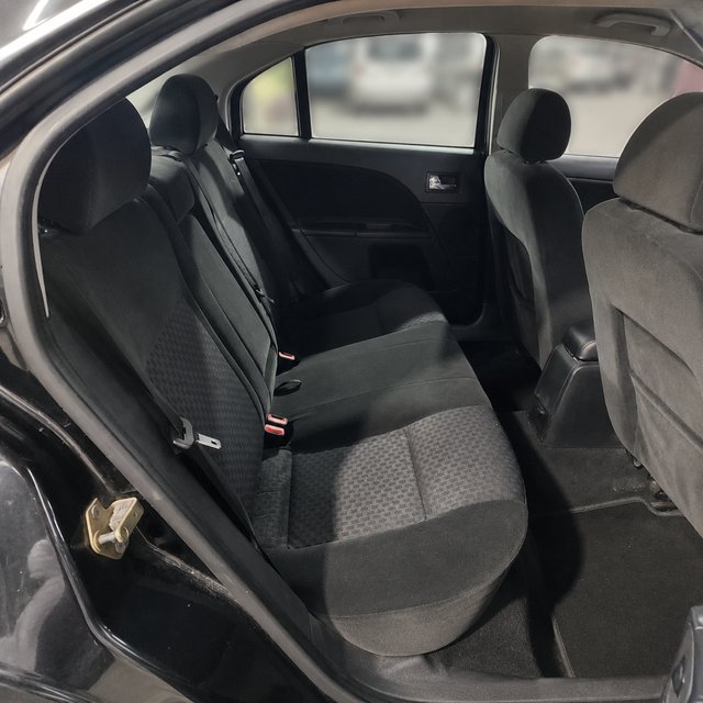 FORD MONDEO 2.0 GHIA 4490 €