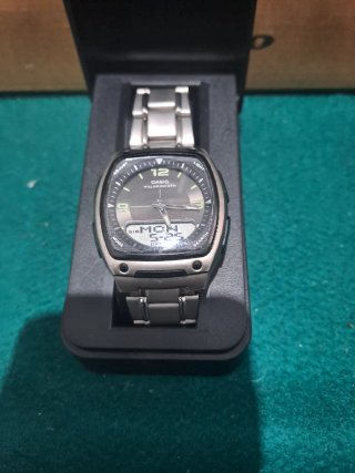 Reloj Casio Analógico Digital Plata Negro