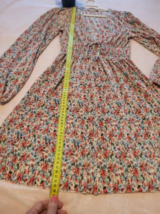 Vestido Zara floral S/M
