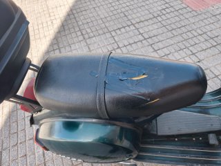 Vespa PX 200 Verde