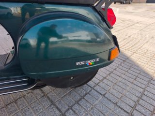 Vespa PX 200 Verde