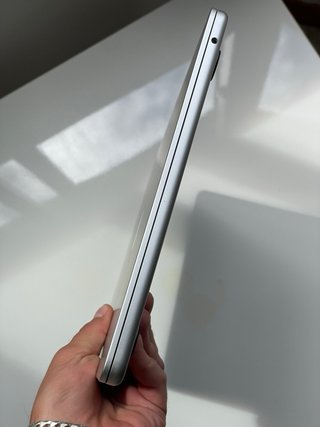 MacBook Air M2 2022 Plata 16GB RAM