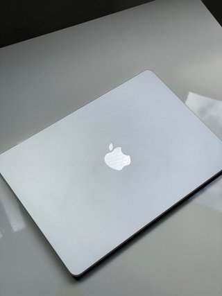 MacBook Air M2 2022 Plata 16GB RAM