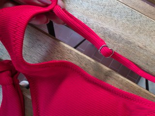 Costume da bagno rosso