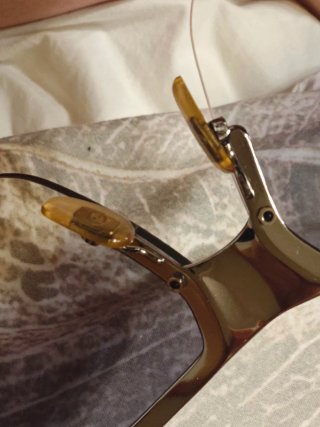 Gafas de sol Gucci negras y grises