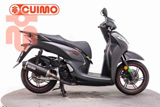 HONDA SCOOPY SH300i