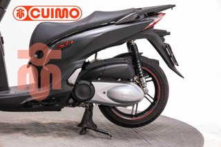 HONDA SCOOPY SH300i