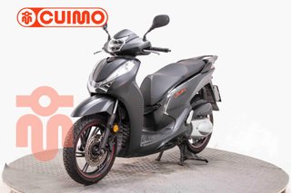 HONDA SCOOPY SH300i
