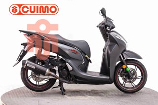 HONDA SCOOPY SH300i