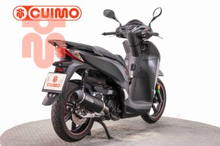 HONDA SCOOPY SH300i