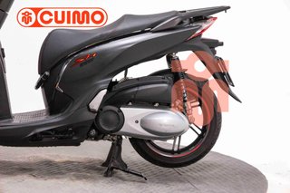 HONDA SCOOPY SH300i