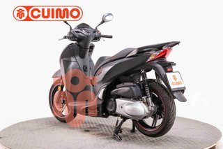 HONDA SCOOPY SH300i