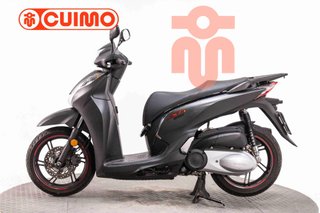 HONDA SCOOPY SH300i