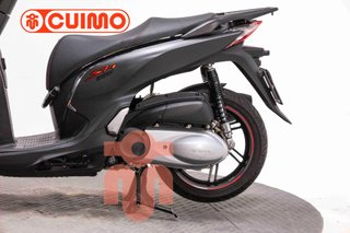 HONDA SCOOPY SH300i
