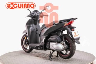 HONDA SCOOPY SH300i