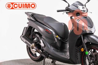 HONDA SCOOPY SH300i