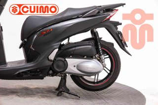 HONDA SCOOPY SH300i
