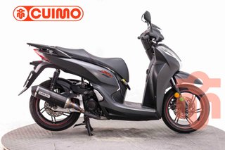 HONDA SCOOPY SH300i
