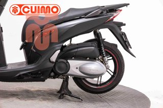 HONDA SCOOPY SH300i