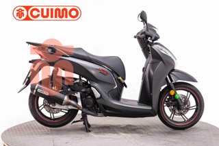 HONDA SCOOPY SH300i