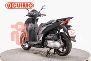 HONDA SCOOPY SH300i