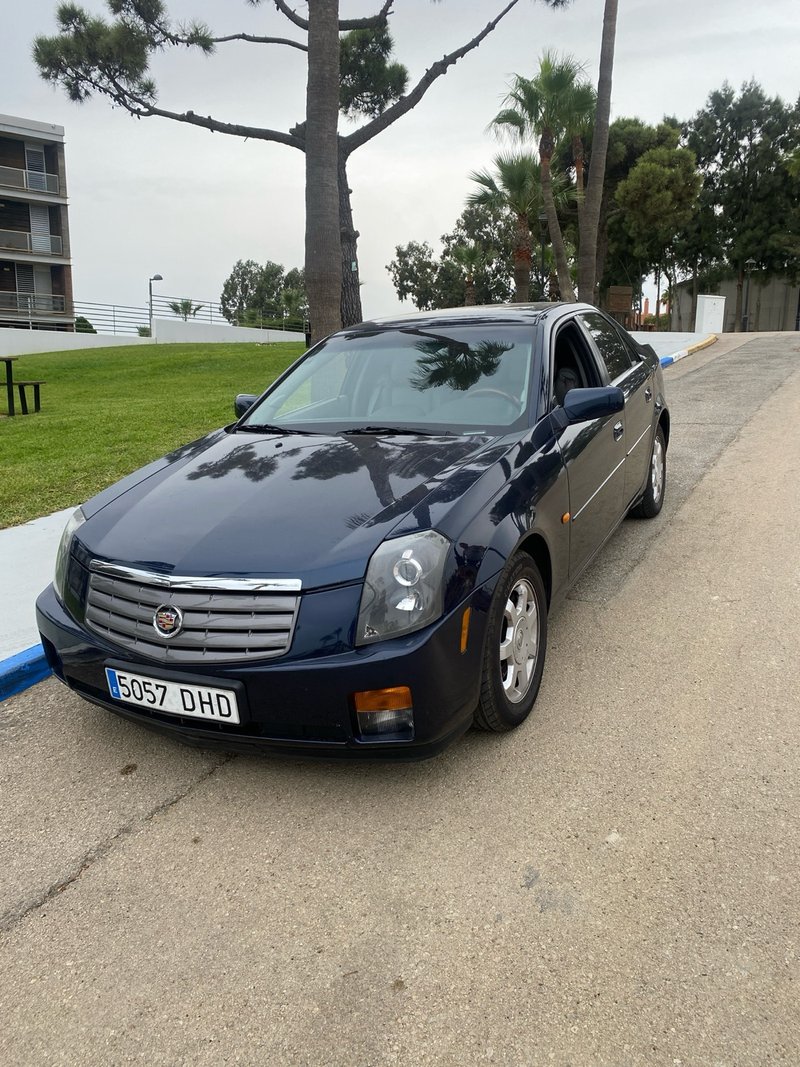Cadillac CTS (Cambio por Mini, Smart o Toyota) - foto 1