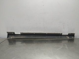 FALDON LATERAL MERCEDES-BENZ CLASE B (BM 246) 651