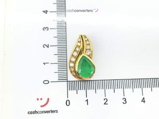 colgante oro 18k con piedra con sin piedra,esmeralda,diamante