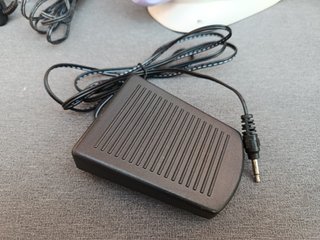Máquina de Costura Elétrica CBT-0208