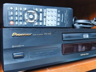 Leitor DVD Pioneer DV-535 + Comando (Peças)