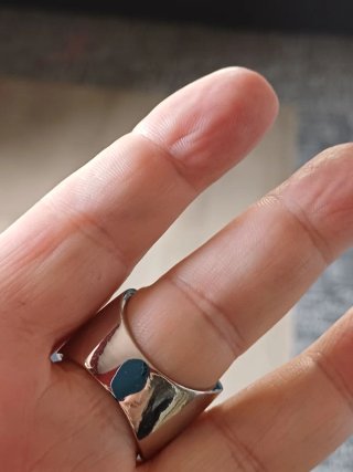 Anello zirconi baguette effetto incrociato