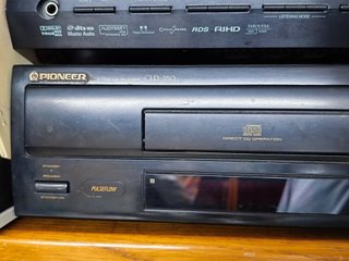 Amplificadores e LaserDisc Pioneer (Peças)