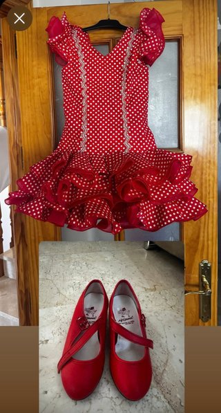 Vestido Gitana Talla 6 y Tacones Talla 28