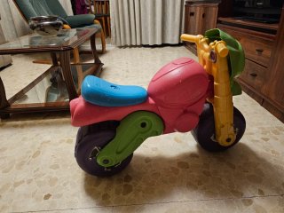Moto correpasillos infantil