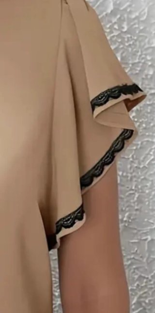 Blusa volantes encaje nueva sin etiqueta S