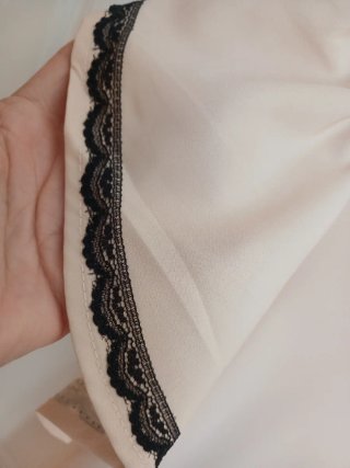Blusa volantes encaje nueva sin etiqueta S